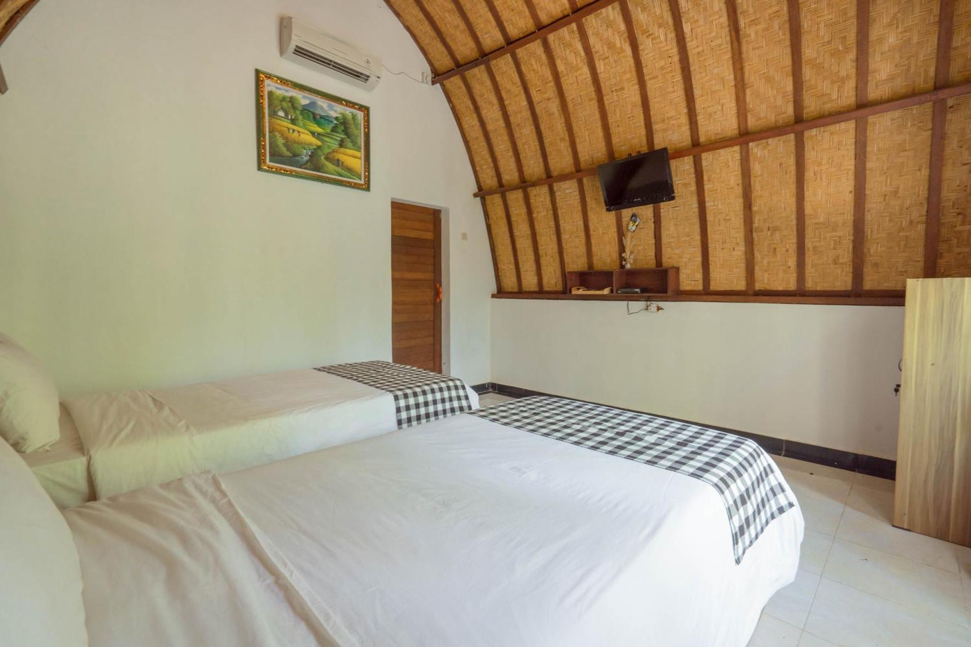 Ratu Cottage By Ourstory Travels Batununggul Ngoại thất bức ảnh