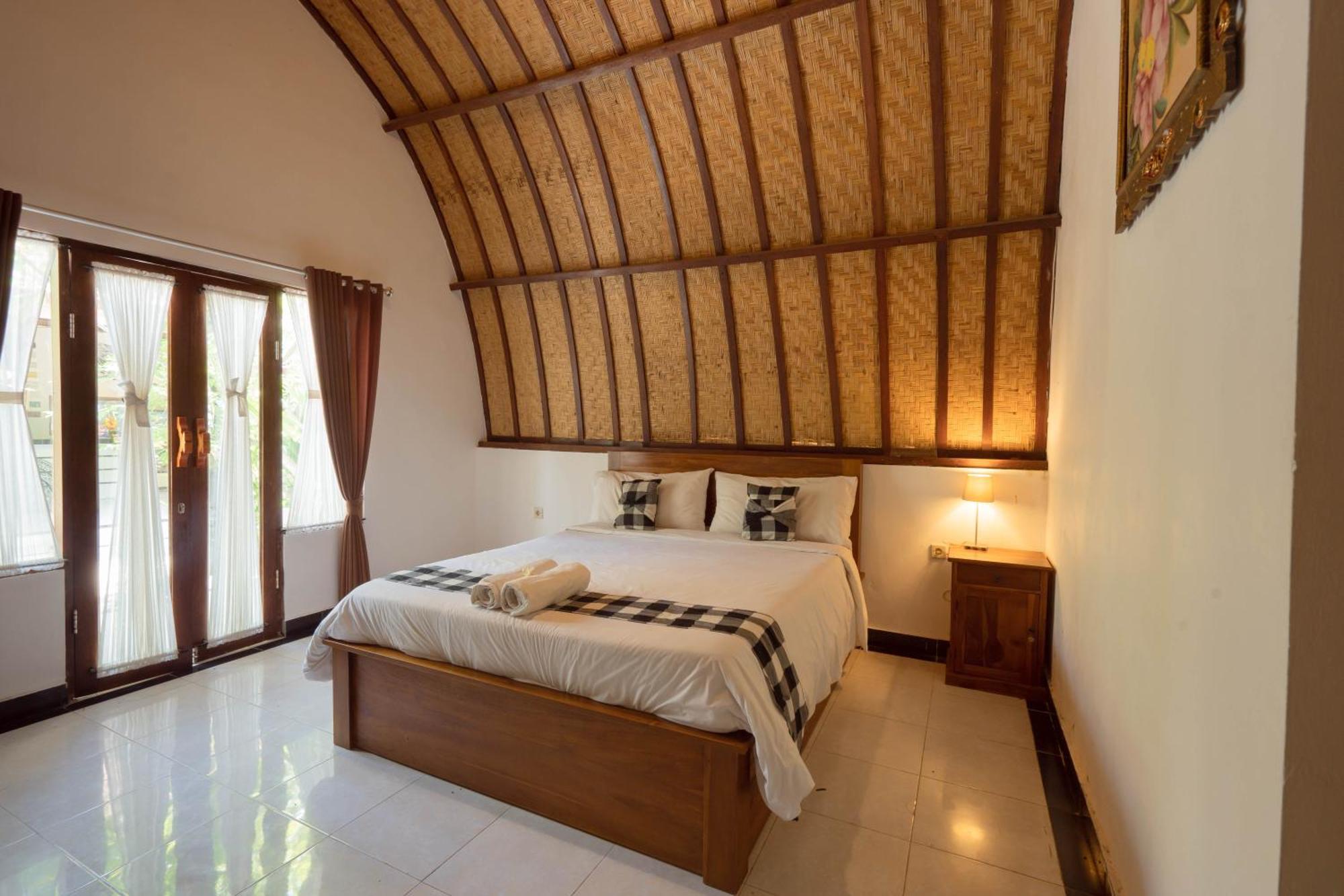 Ratu Cottage By Ourstory Travels Batununggul Ngoại thất bức ảnh