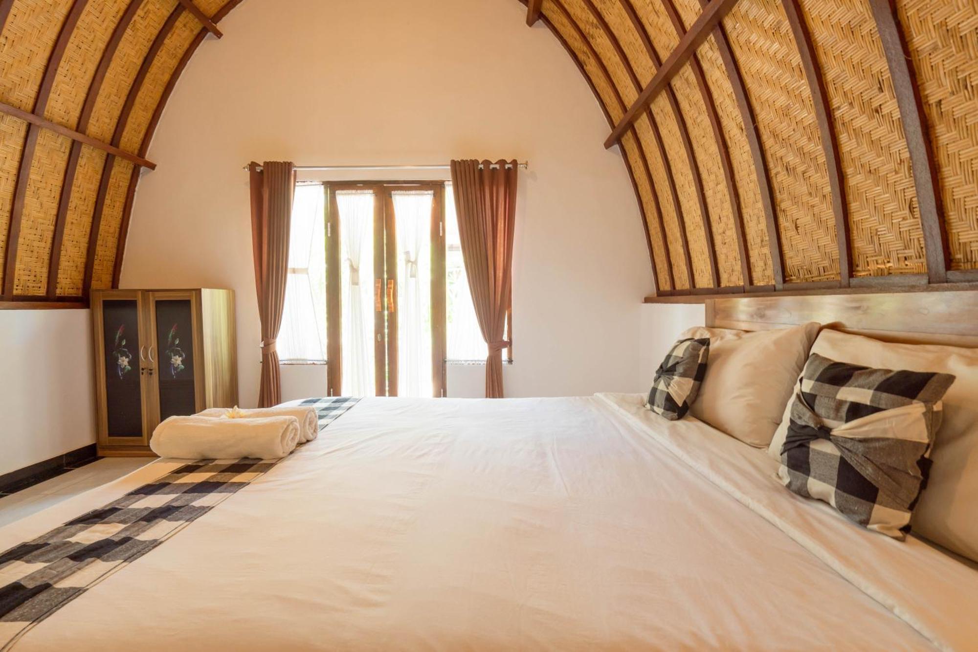 Ratu Cottage By Ourstory Travels Batununggul Ngoại thất bức ảnh