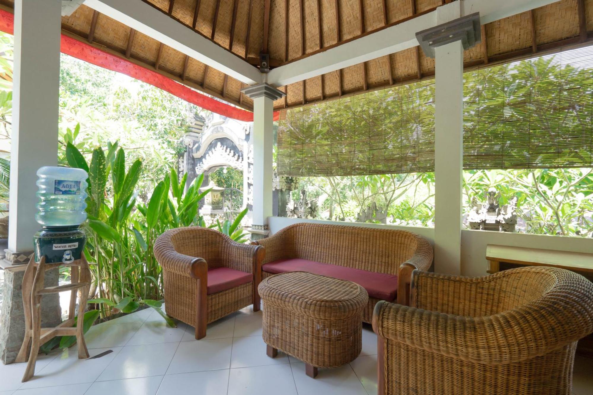 Ratu Cottage By Ourstory Travels Batununggul Ngoại thất bức ảnh